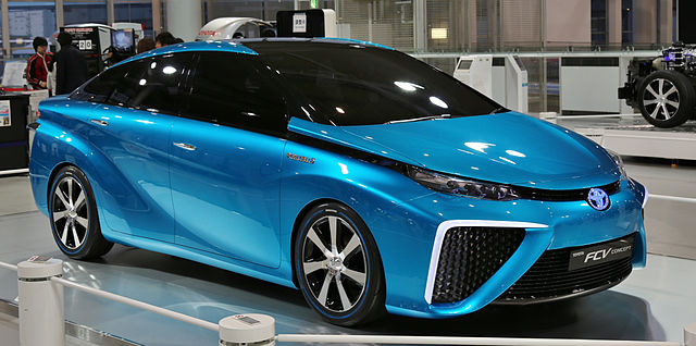640pxToyota_FCV_Concept.jpg